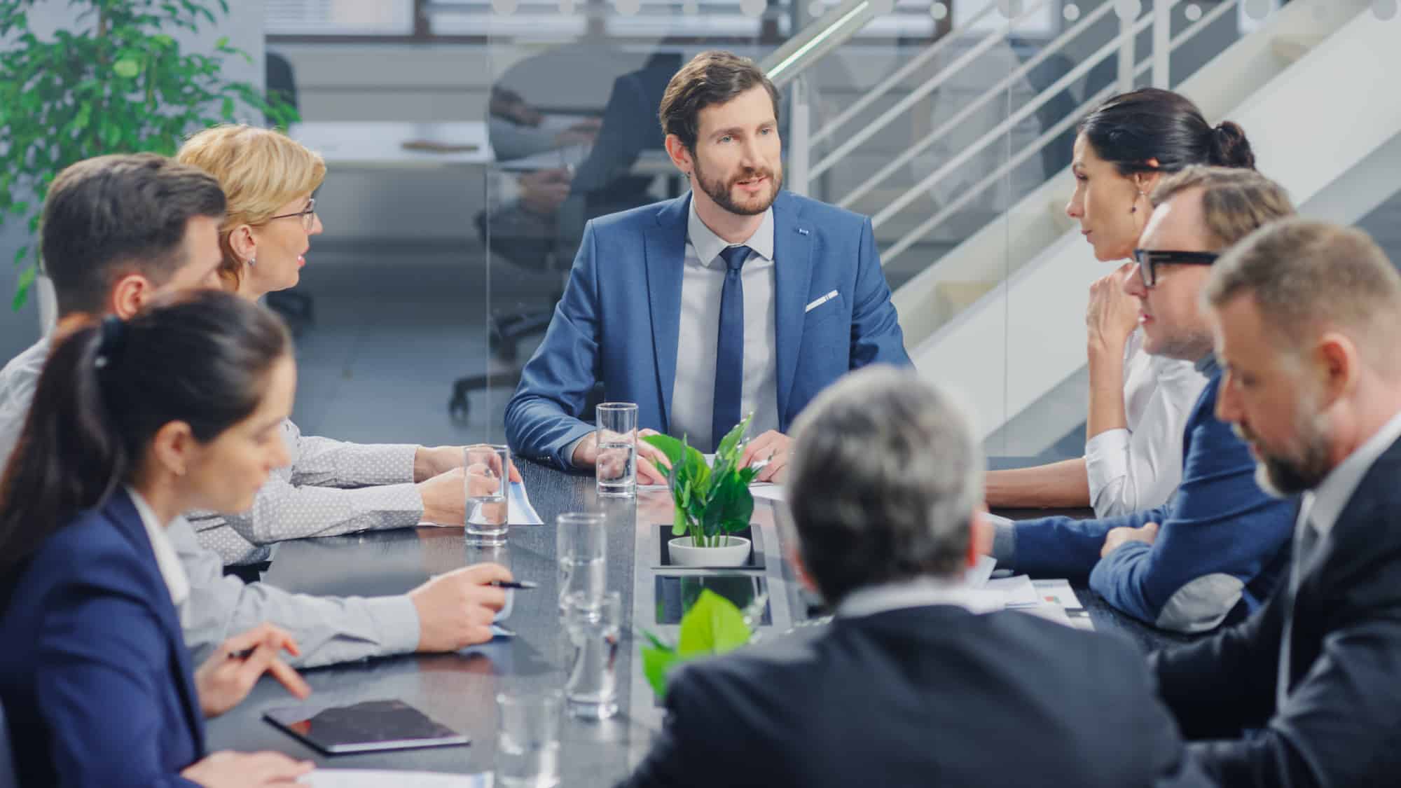 difference between board of directors and c-suite